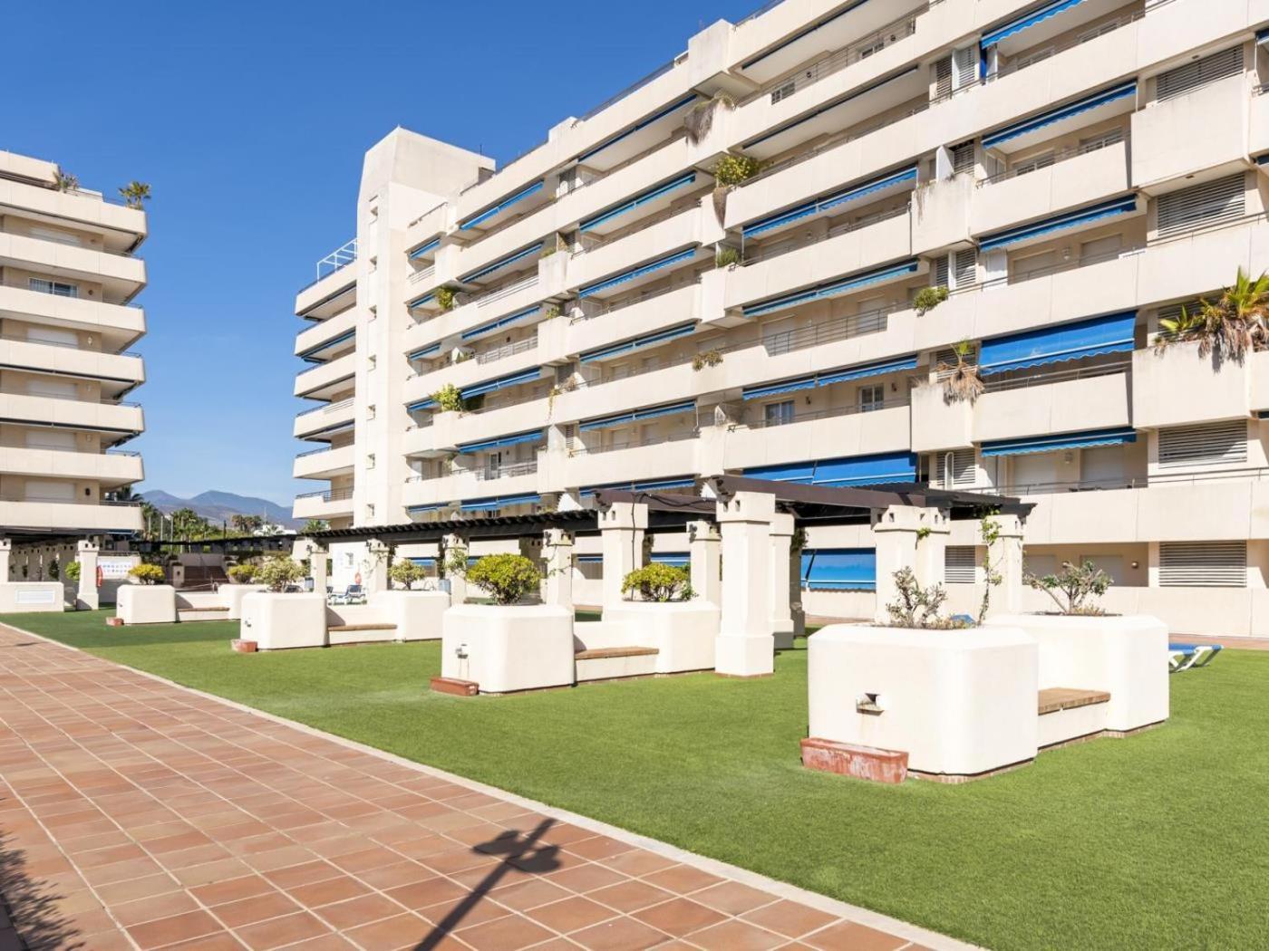 Apartment Vistas Al Mar En El Centro De Puerto Banus 3 4h